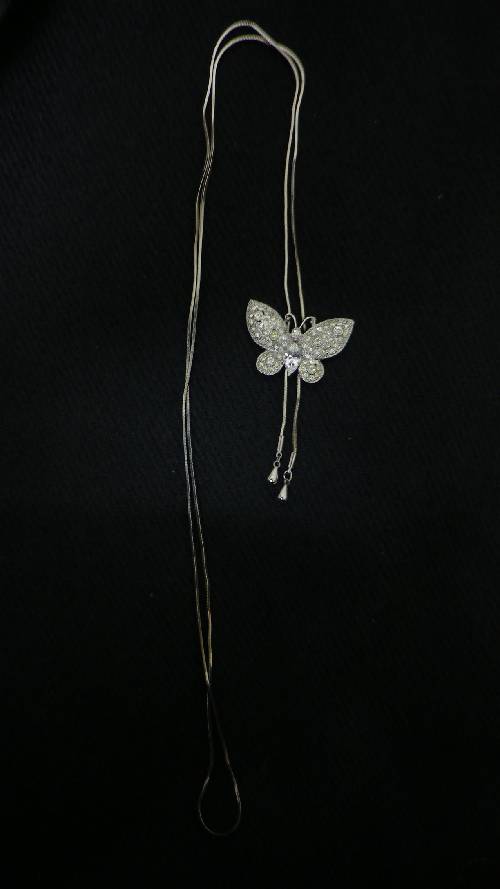 銀白K蝴蝶造型項鍊